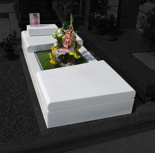 Balzarini Monumento Funerario 1